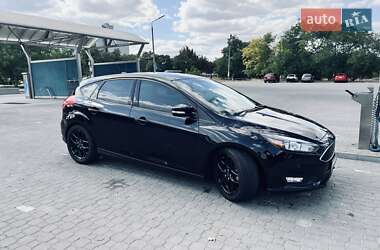 Хетчбек Ford Focus 2016 в 