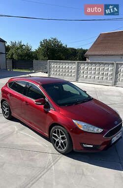 Хэтчбек Ford Focus 2015 в 