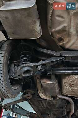 Седан Ford Focus 2004 в 