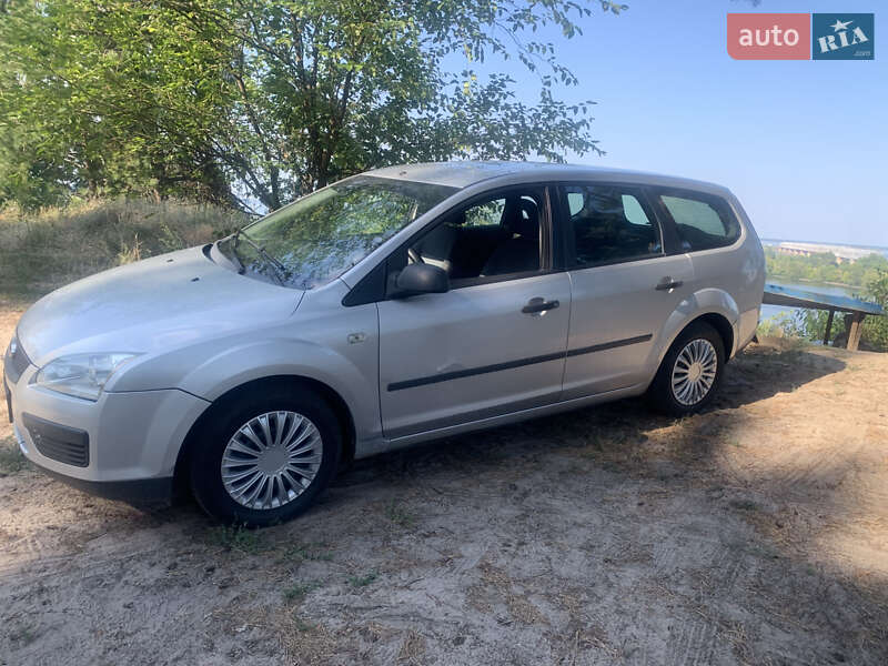Универсал Ford Focus 2005 в Черкассах фото 2 Универсал Ford Focus 2005 в Черкассах