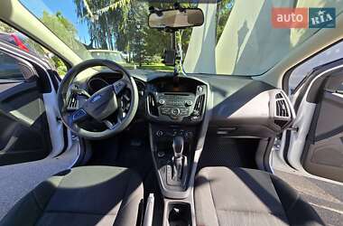 Седан Ford Focus 2016 в 