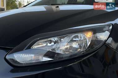 Седан Ford Focus 2014 в 