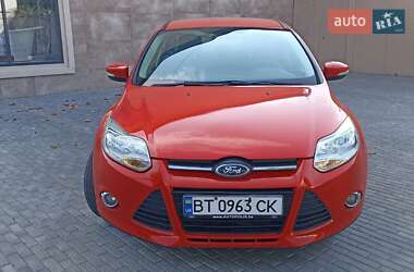 Седан Ford Focus 2011 в 