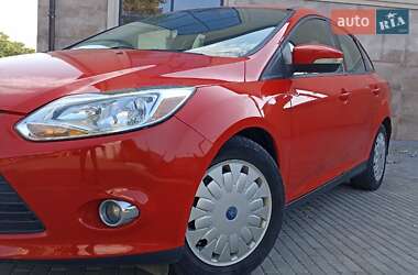Седан Ford Focus 2011 в 