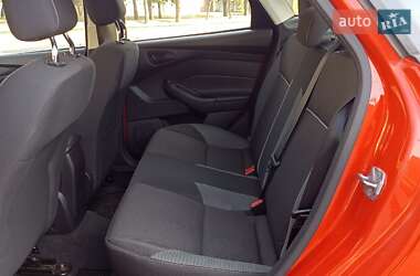 Седан Ford Focus 2011 в 
