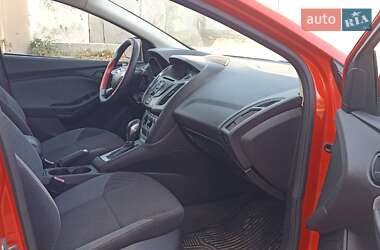 Седан Ford Focus 2011 в 