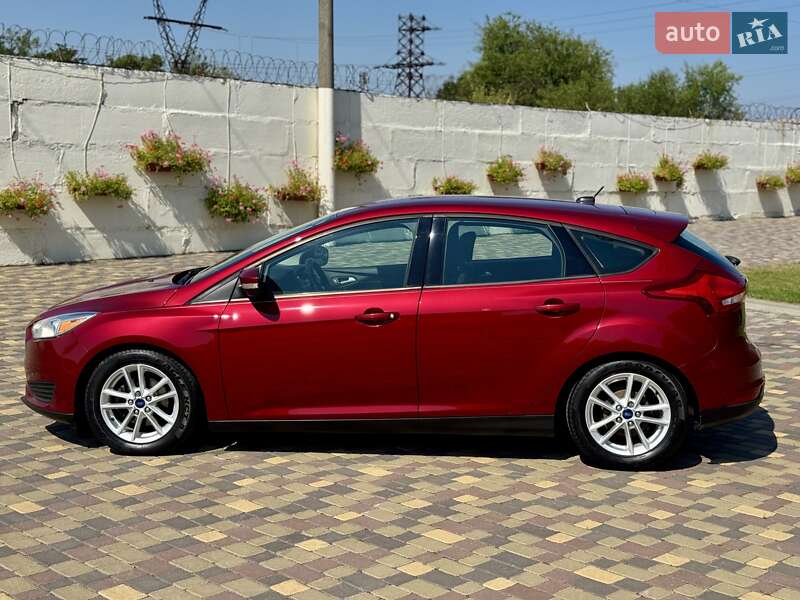 Хэтчбек Ford Focus 2016 в Днепре