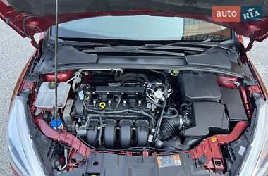 Хэтчбек Ford Focus 2016 в 