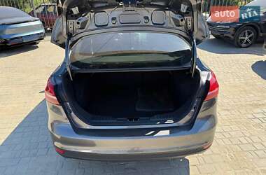 Седан Ford Focus 2018 в 