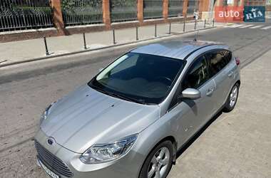 Хэтчбек Ford Focus 2018 в 