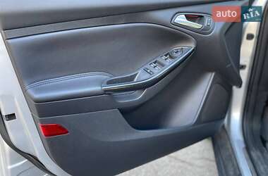 Хэтчбек Ford Focus 2018 в 