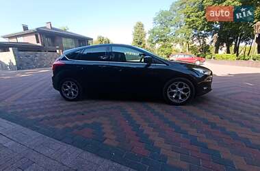 Хэтчбек Ford Focus 2014 в 