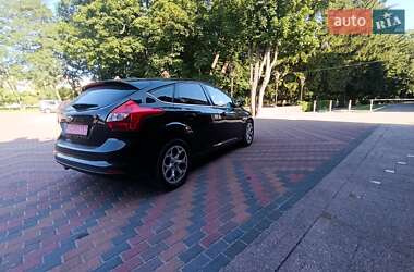 Хэтчбек Ford Focus 2014 в 