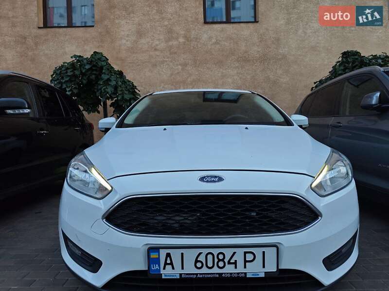 Хэтчбек Ford Focus 2017 в Киеве