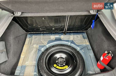 Хэтчбек Ford Focus 2011 в 