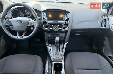 Хэтчбек Ford Focus 2017 в 