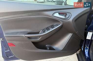 Хэтчбек Ford Focus 2017 в 