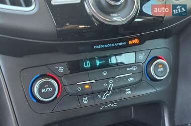 Хэтчбек Ford Focus 2017 в 