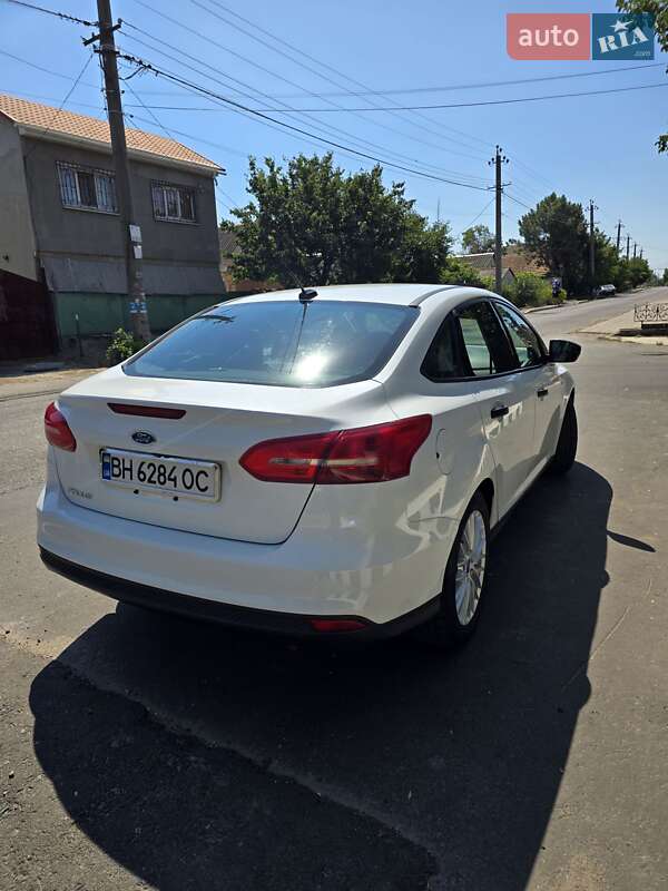 Седан Ford Focus 2015 в Одессе