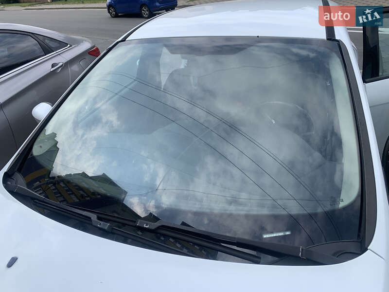 Хэтчбек Ford Focus 2012 в Киеве