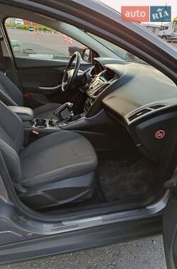 Универсал Ford Focus 2014 в 