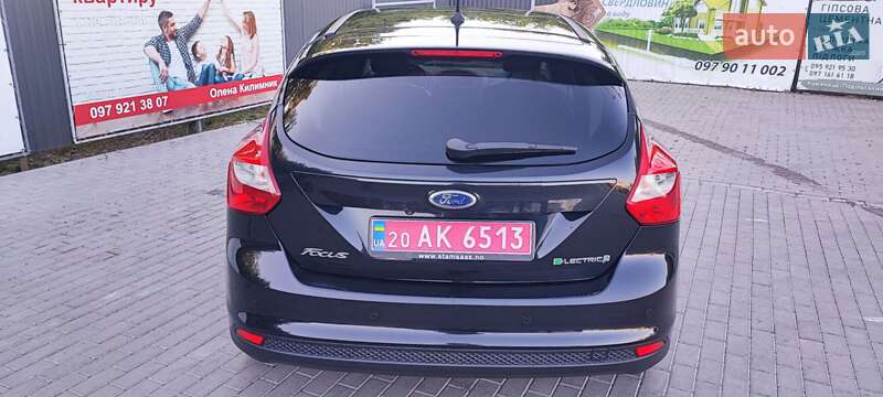 Хэтчбек Ford Focus 2013 в Каменец-Подольском