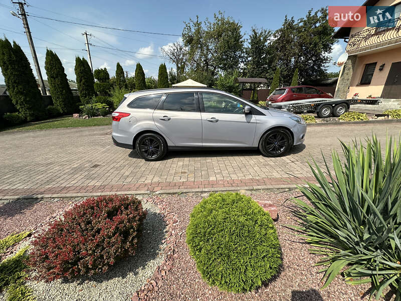 Универсал Ford Focus 2012 в Ивано-Франковске