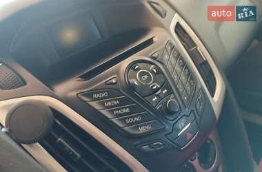 Хэтчбек Ford Focus 2013 в 