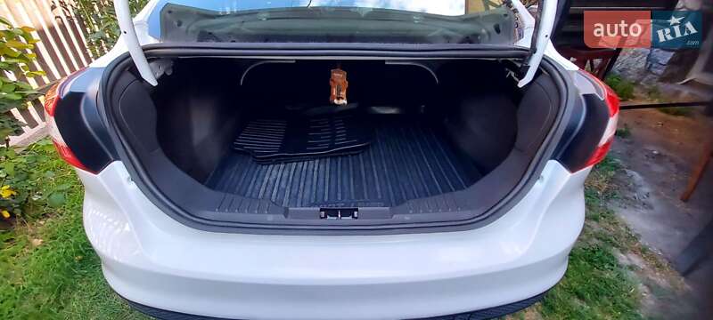 Седан Ford Focus 2012 в Бердичеве