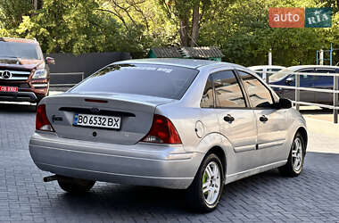 Седан Ford Focus 2002 в 