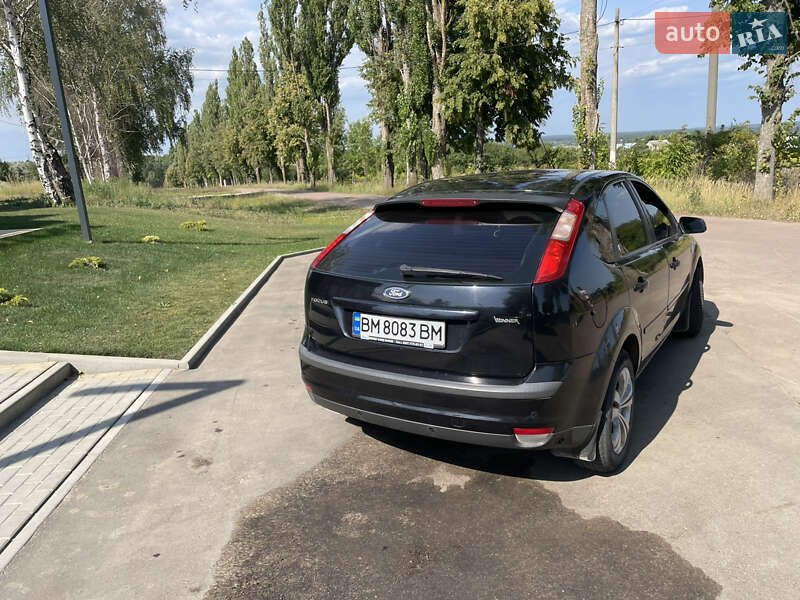 Хэтчбек Ford Focus 2006 в Сумах