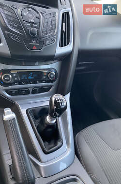 Универсал Ford Focus 2012 в 