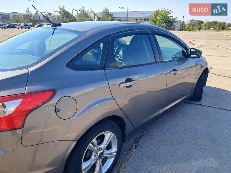 Седан Ford Focus 2013 в Запорожье фото 6 Седан Ford Focus 2013 в Запорожье
