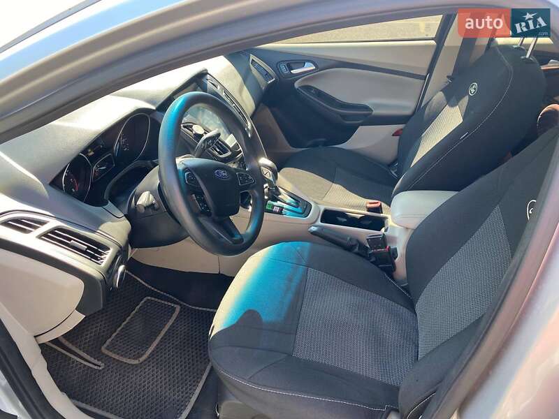 Седан Ford Focus 2016 в Чернигове фото 8 Седан Ford Focus 2016 в Чернигове