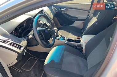 Седан Ford Focus 2016 в 