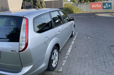 Универсал Ford Focus 2010 в 
