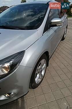 Седан Ford Focus 2013 в 