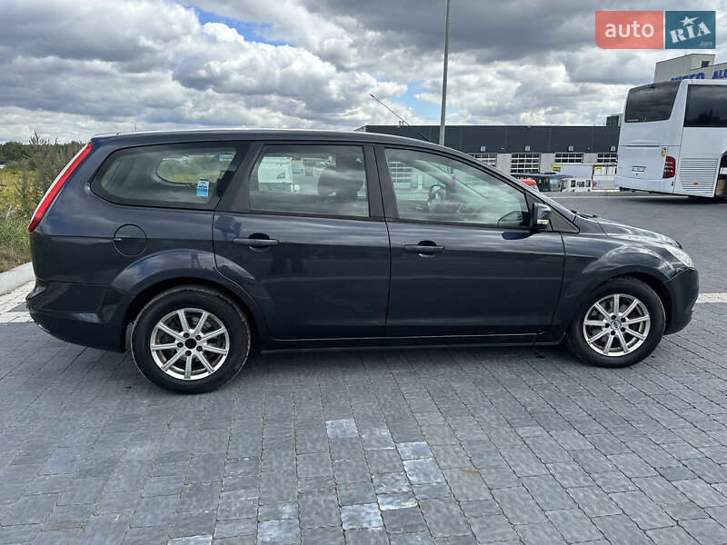 Универсал Ford Focus 2010 в Львове