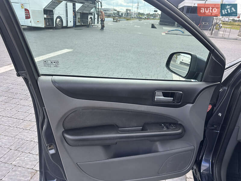 Универсал Ford Focus 2010 в Львове