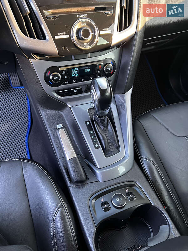 Хэтчбек Ford Focus 2014 в Измаиле
