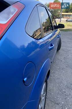 Хэтчбек Ford Focus 2007 в 