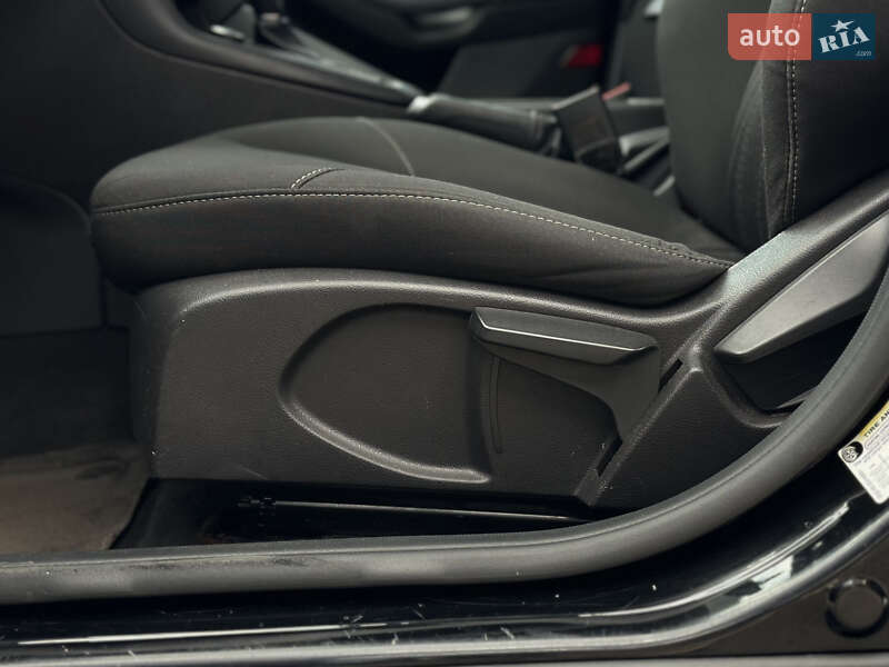 Хэтчбек Ford Focus 2016 в Шептицькому