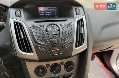 Универсал Ford Focus 2014 в 