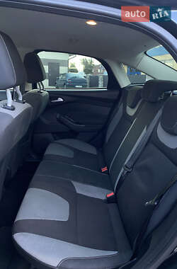 Седан Ford Focus 2012 в 