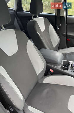 Седан Ford Focus 2013 в Ивано-Франковске