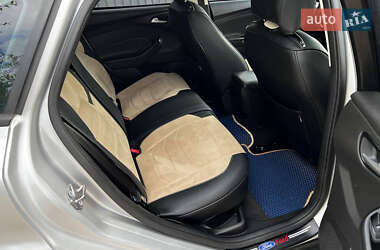 Хэтчбек Ford Focus 2016 в 
