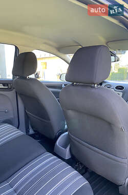 Универсал Ford Focus 2010 в 