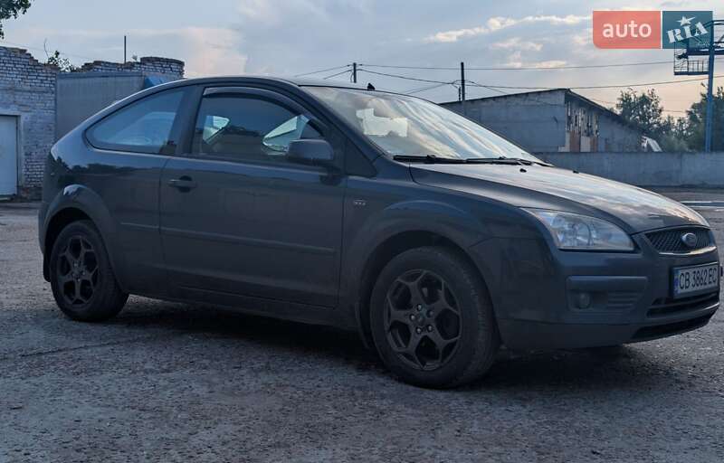 Хэтчбек Ford Focus 2007 в 