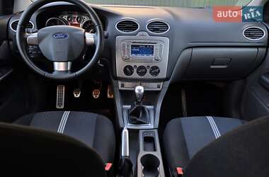 Универсал Ford Focus 2010 в 