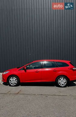 Универсал Ford Focus 2014 в 